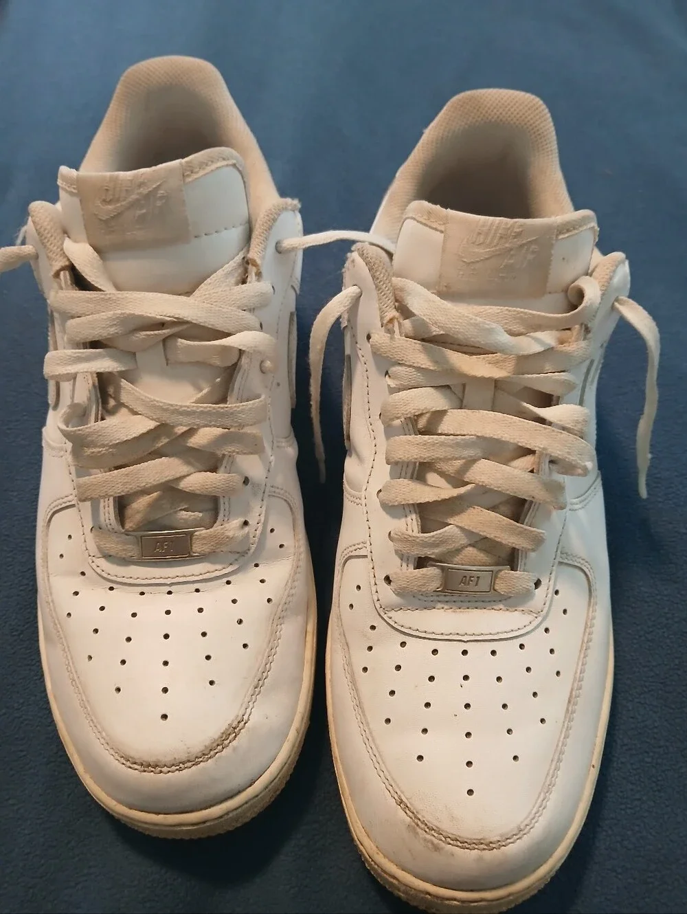 Nike classic low